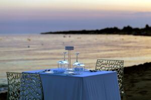 dove fare una cena romantica sul mare in Salento? Ristorante La Cozza a Pescoluse